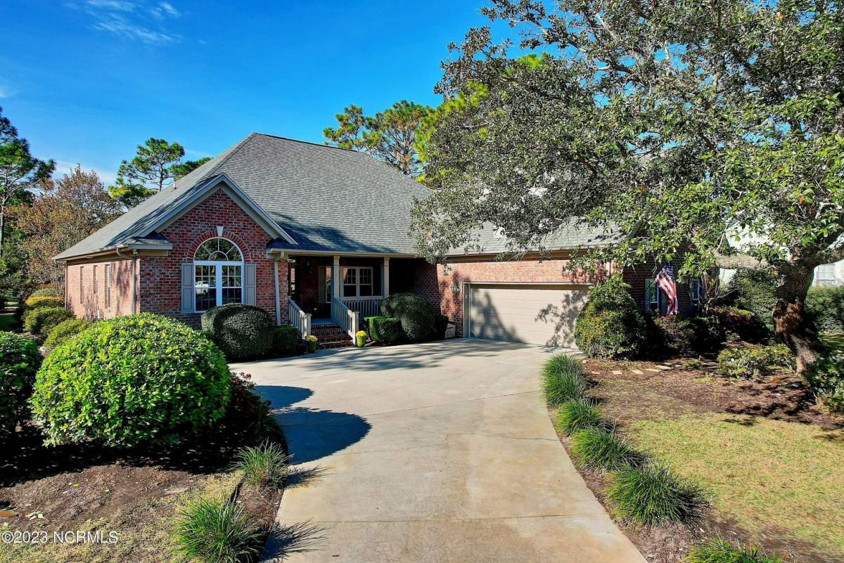 3729 Winstead Circle