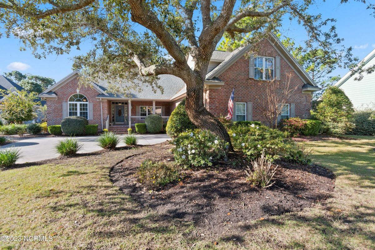 3729 Winstead Circle