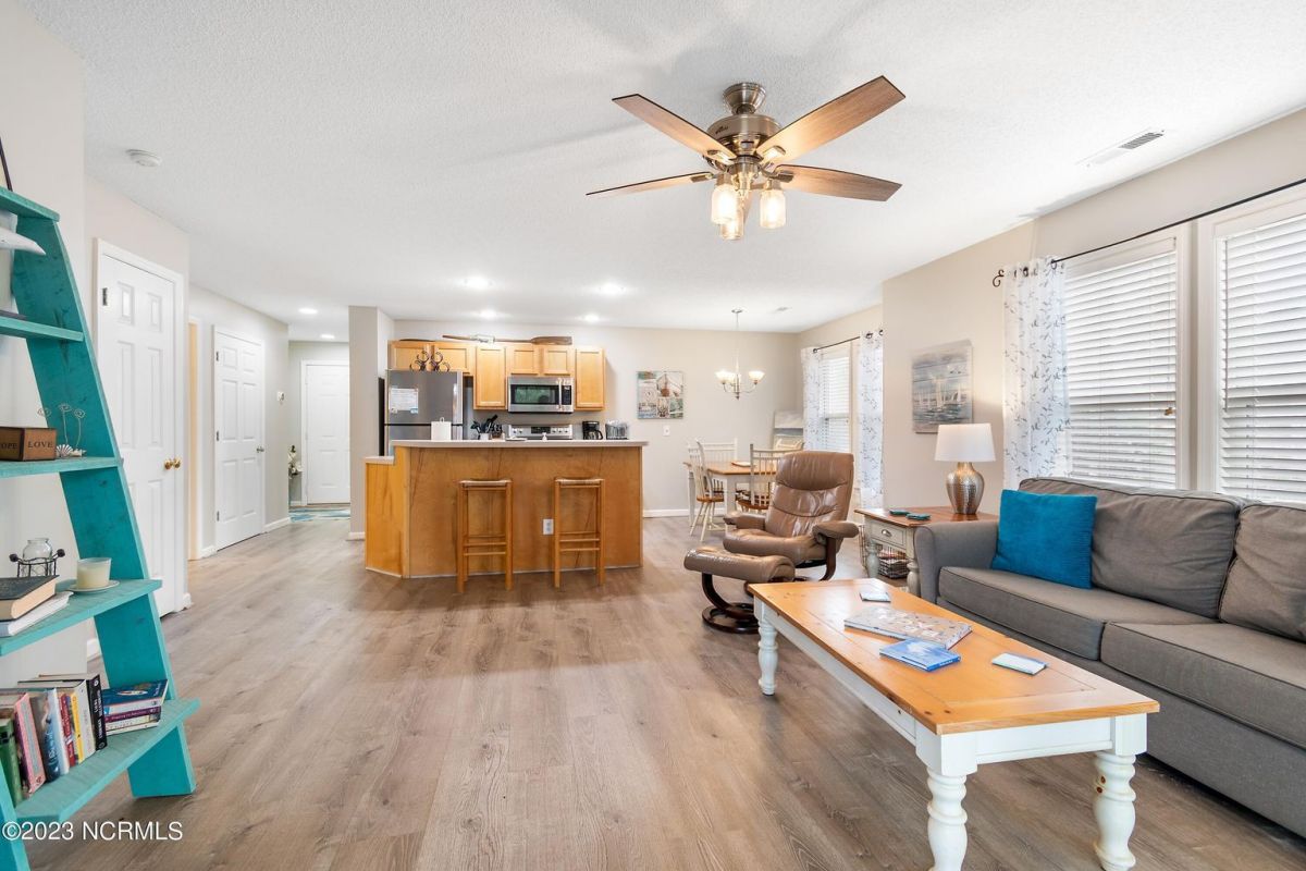 3350 Club Villas Drive