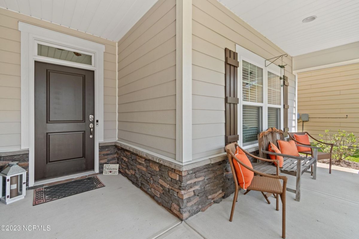 3180 Inland Cove Drive