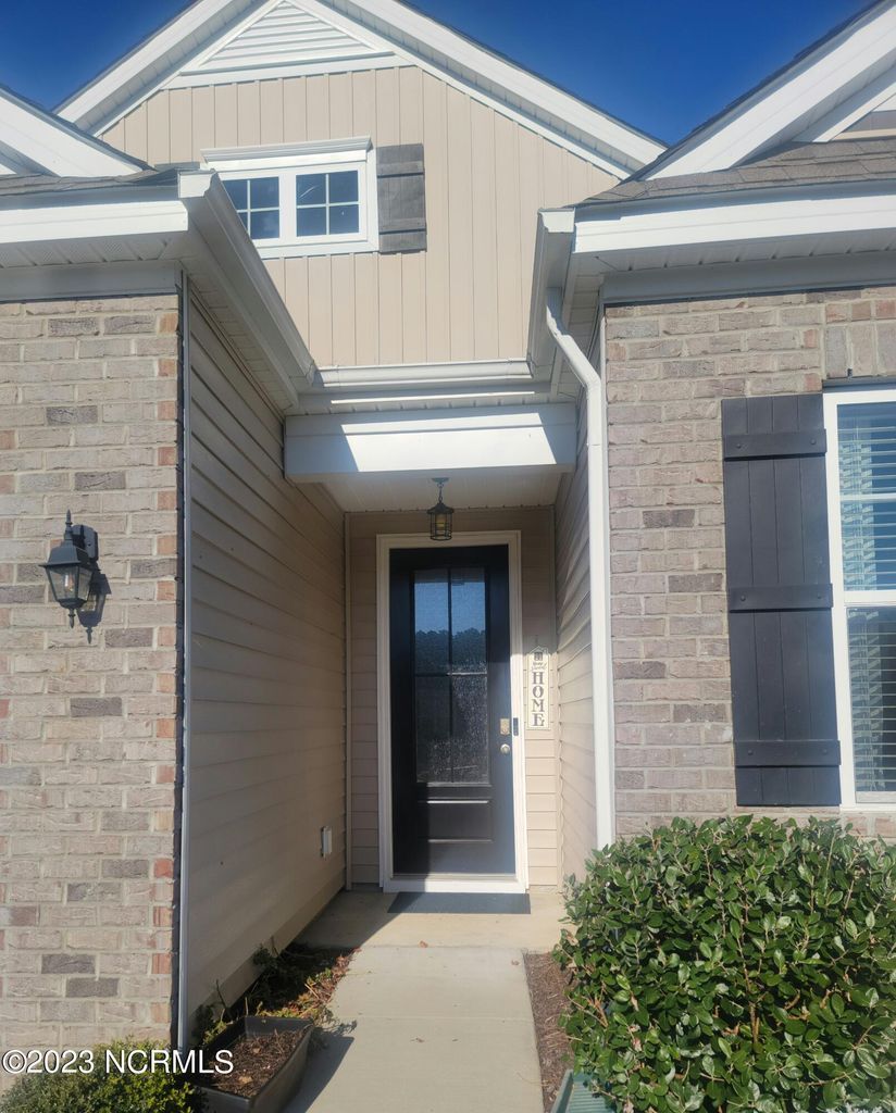 518 Harbor Creek Way