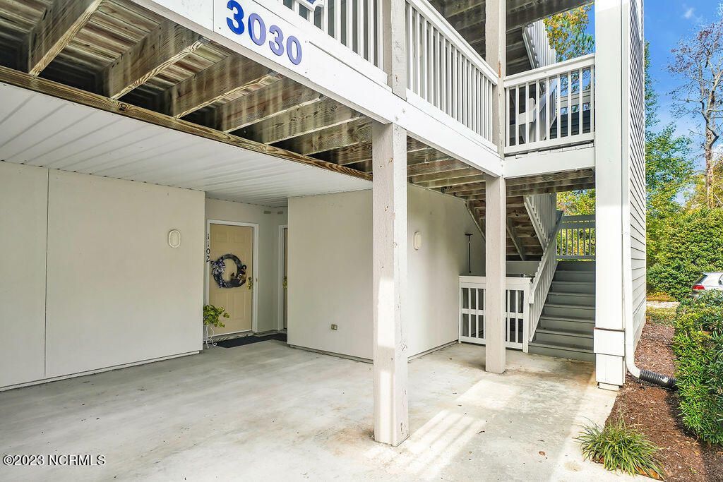 3030 Marsh Winds Circle