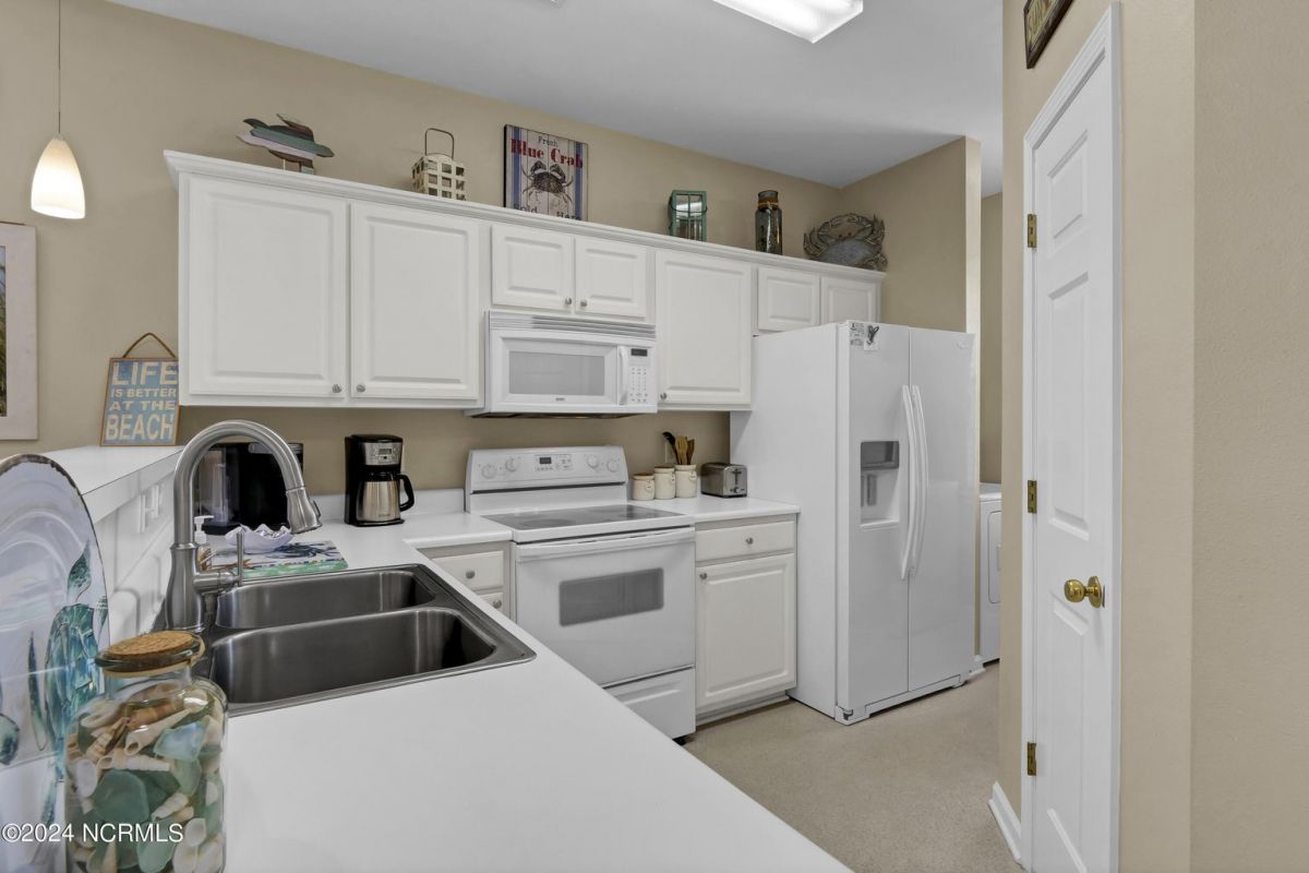 887 Great Egret Circle