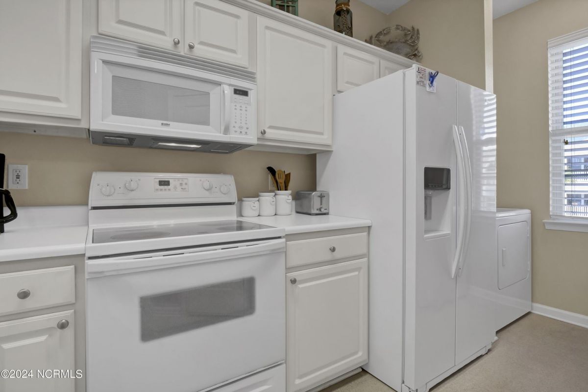 887 Great Egret Circle