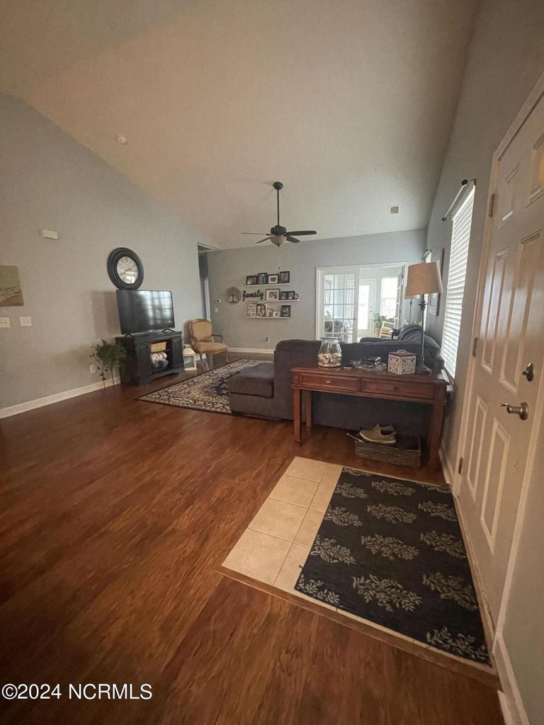 1021 Chadsey Lake Drive