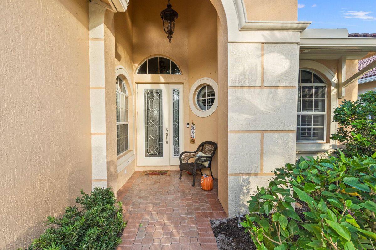 7160 Maidstone Drive