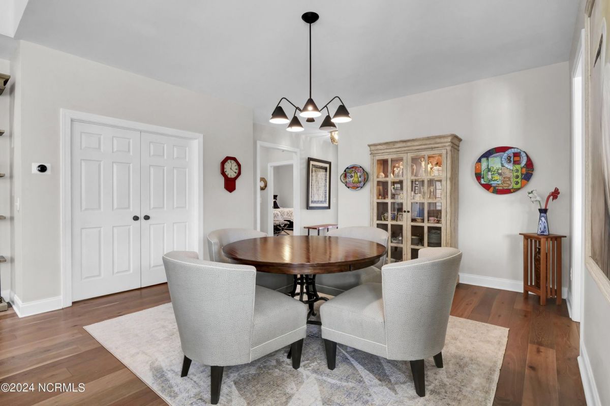 1008 Townes Court
