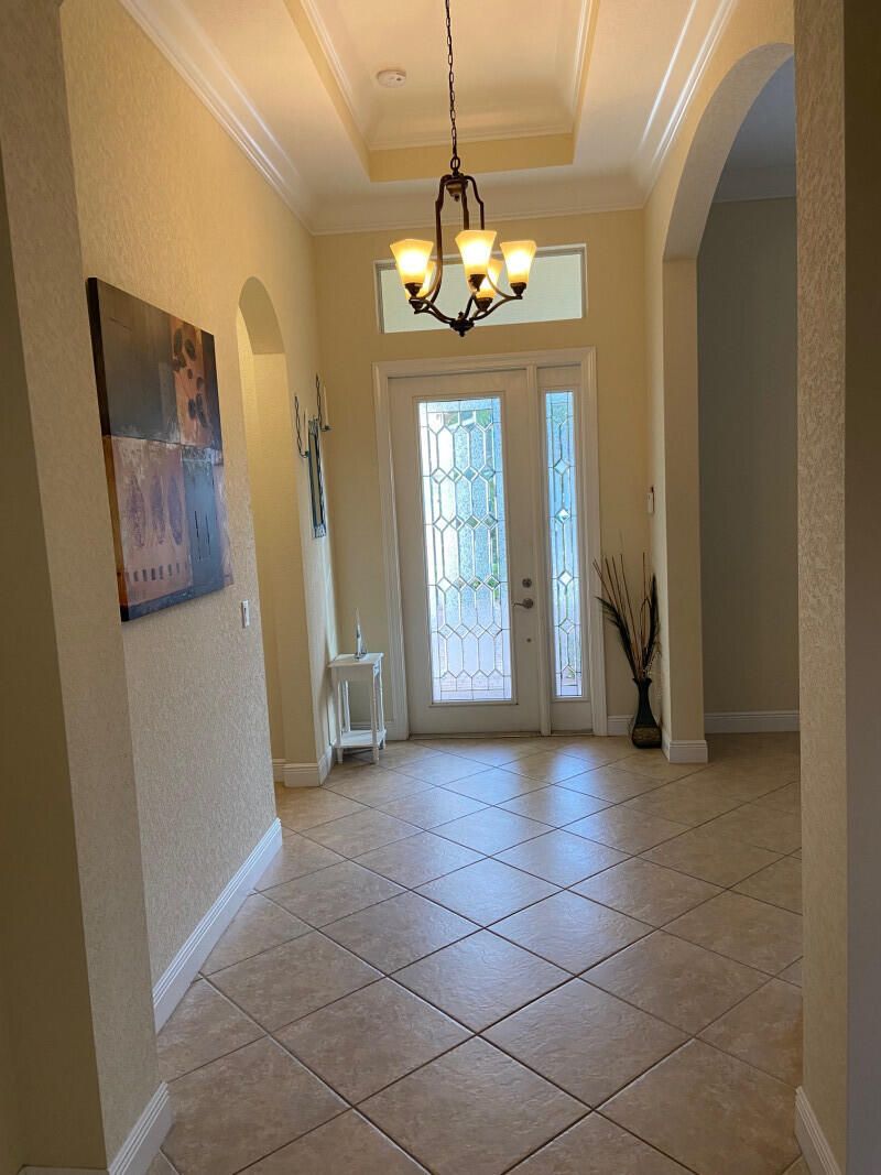 9739 Nuova Way
