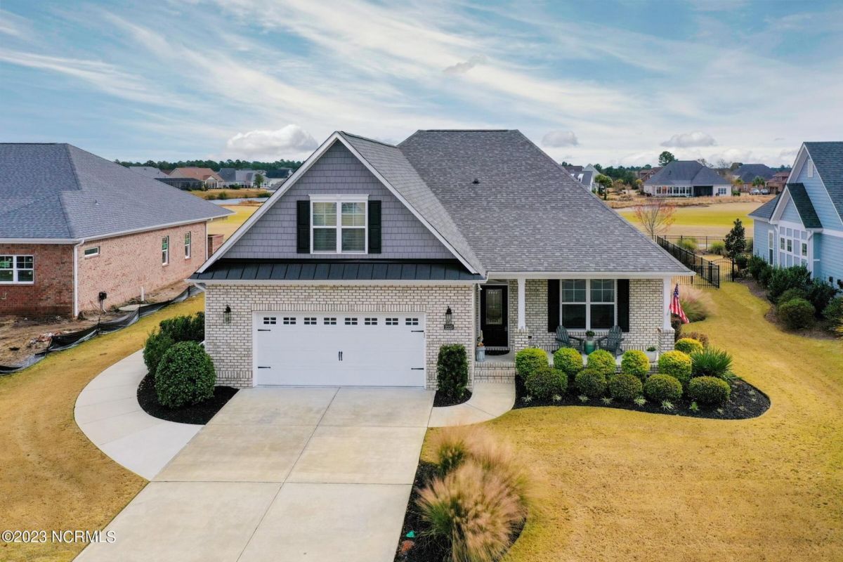 2223 Meadow Holly Trail