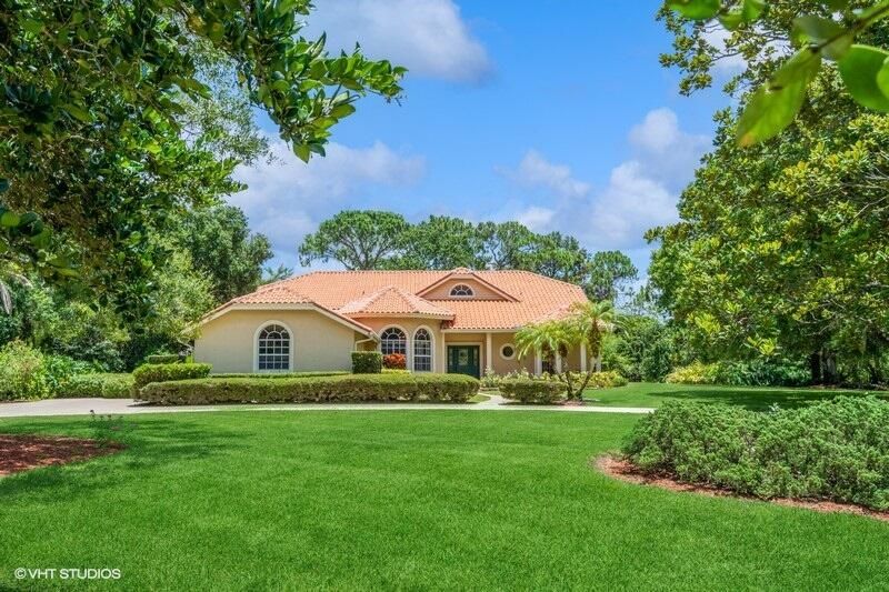 7912 Plantation Lakes Drive