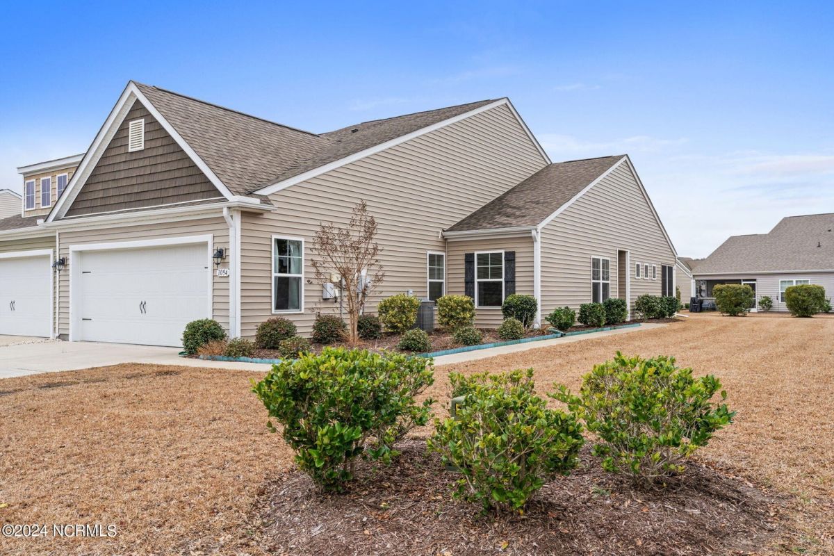 1094 Chadsey Lake Drive