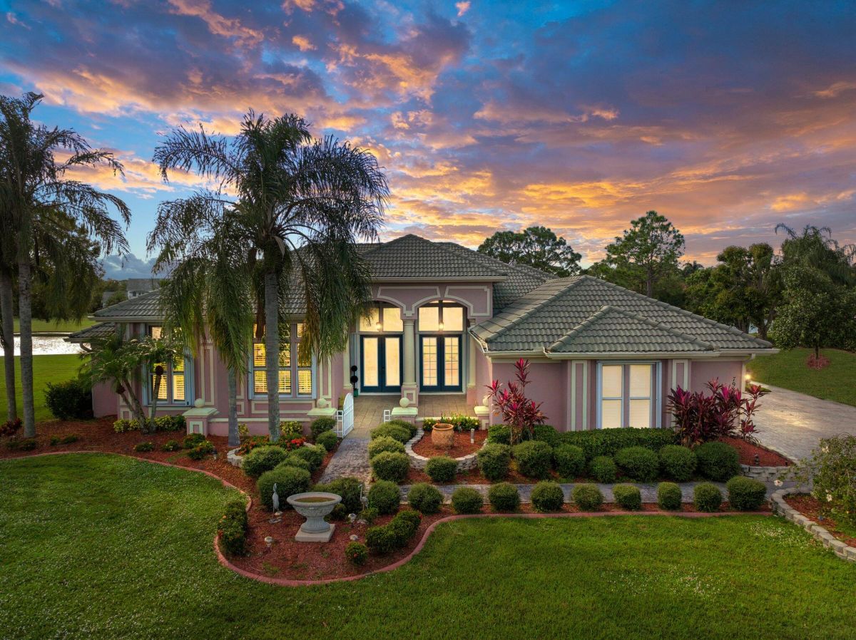 7984 Plantation Lakes Drive