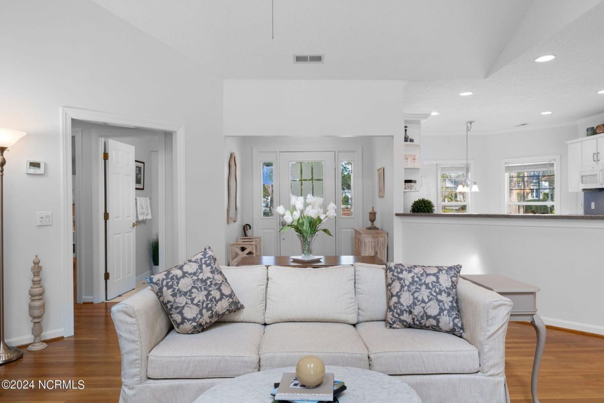 4158 Sheffield Place