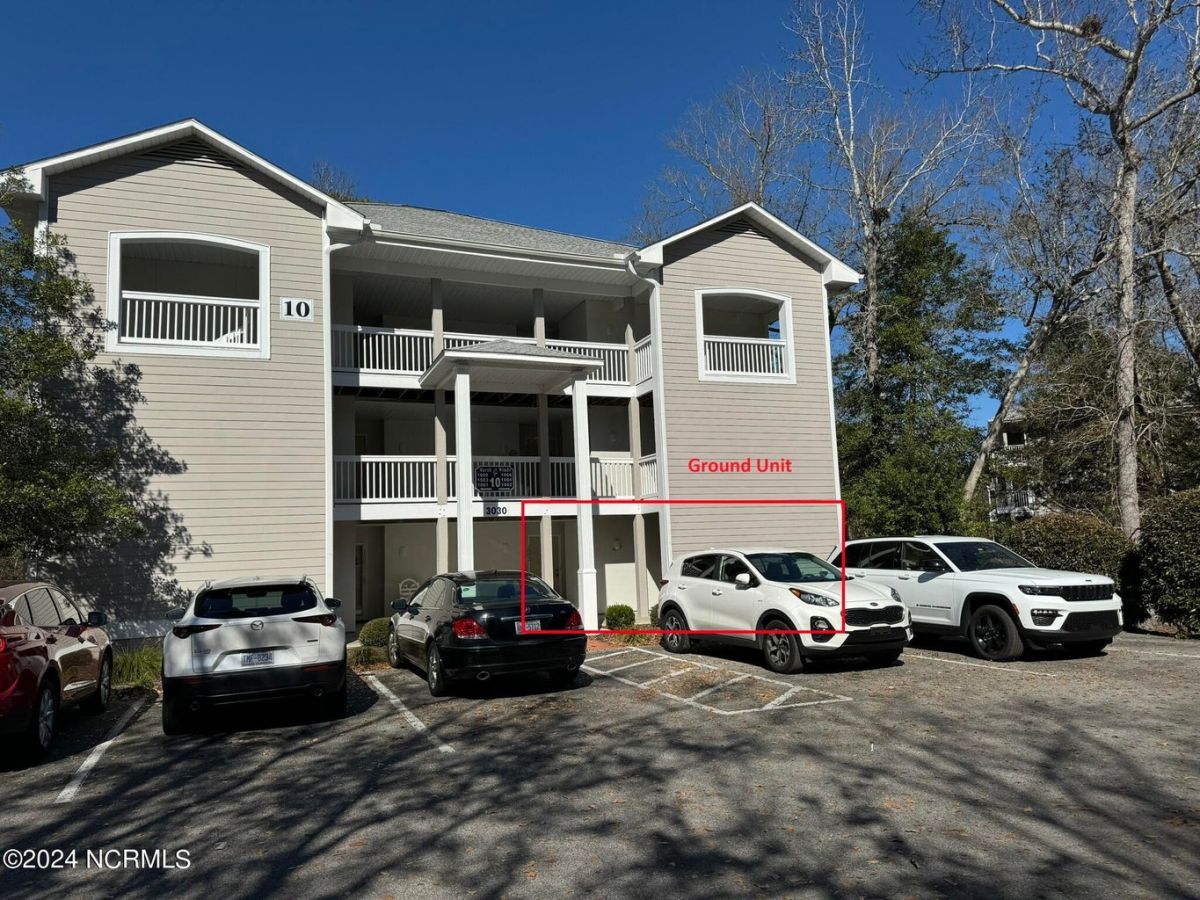 3030 Marsh Winds Circle