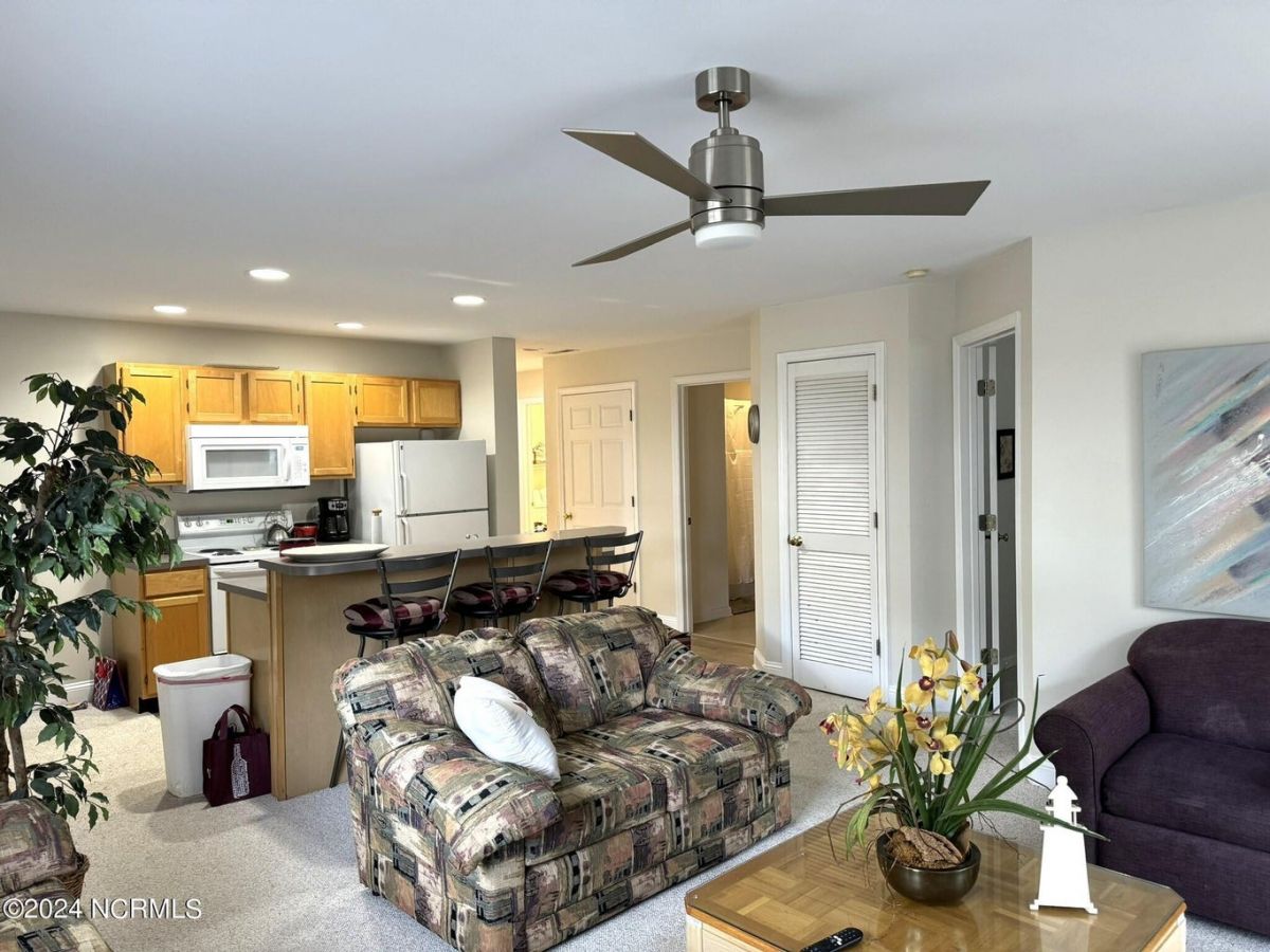 3030 Marsh Winds Circle