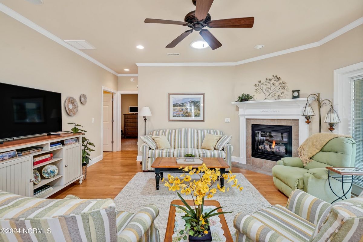 1103 Springfield Drive