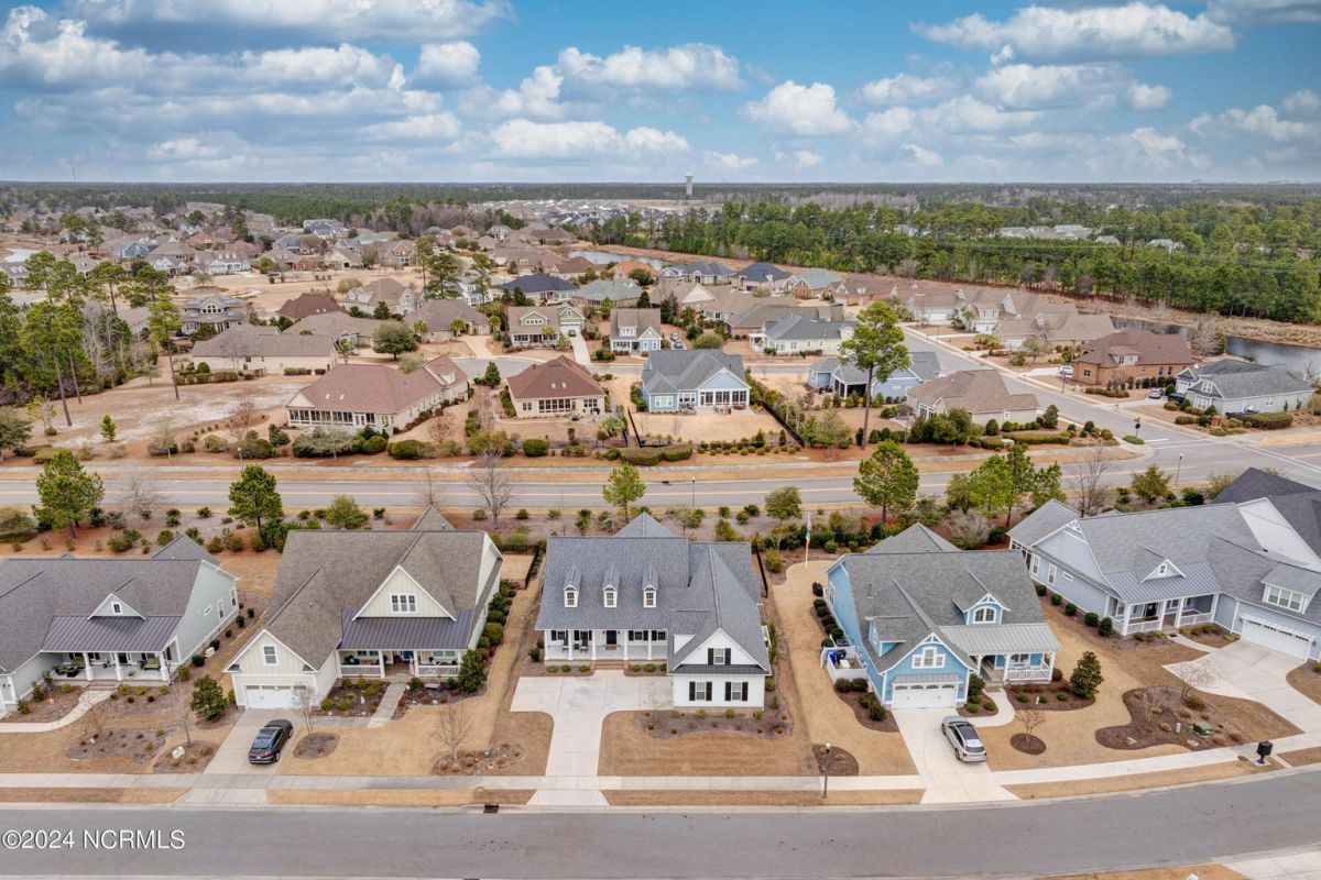 1356 Cross Water Circle