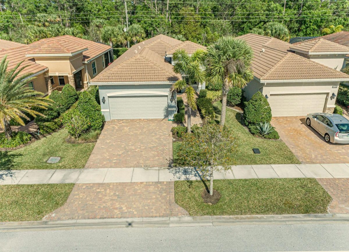 11129 Visconti Way