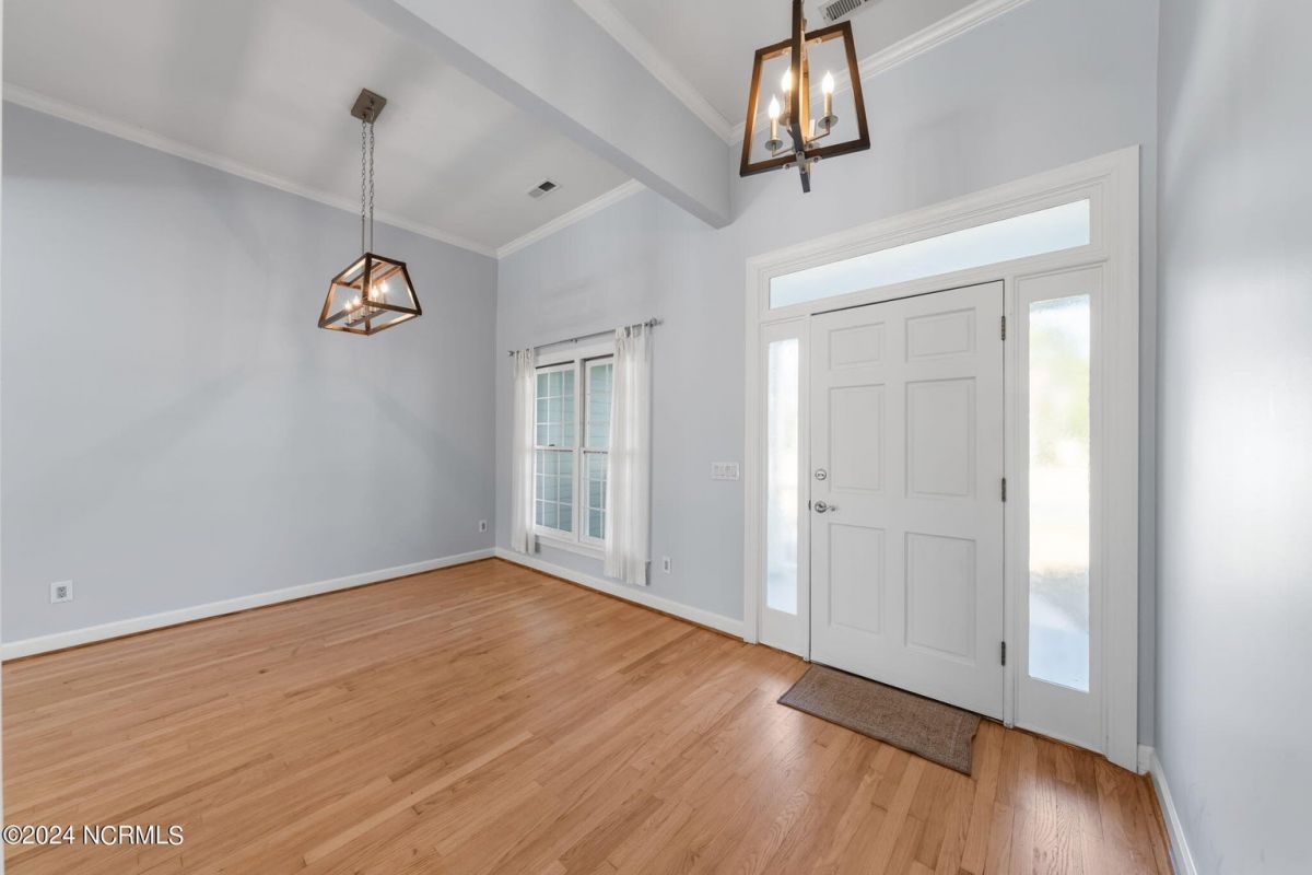 4143 Lark Bunting Court