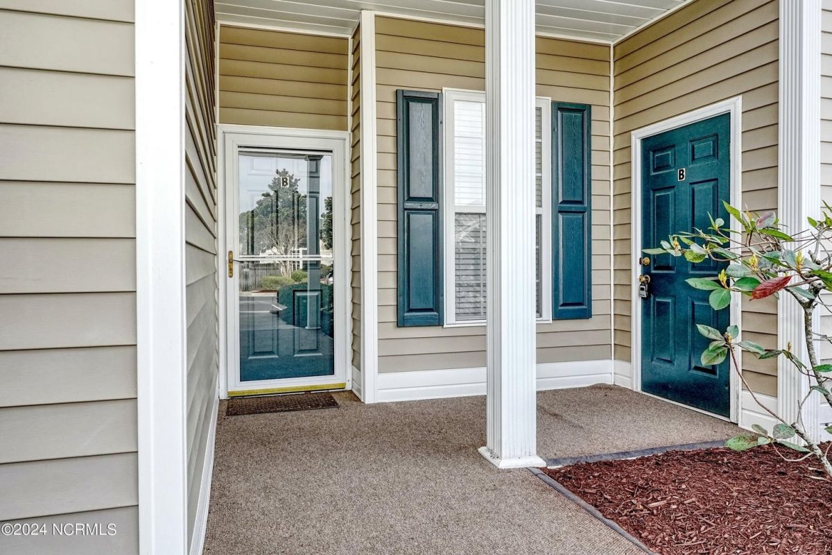 952 Great Egret Circle