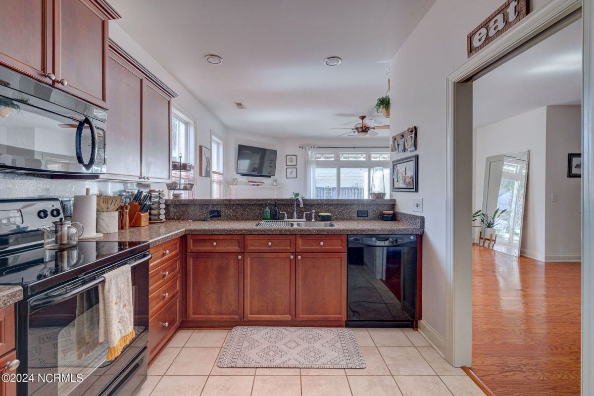 1019 Tidings Road
