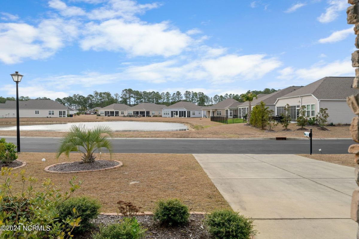 542 Harbor Creek Way