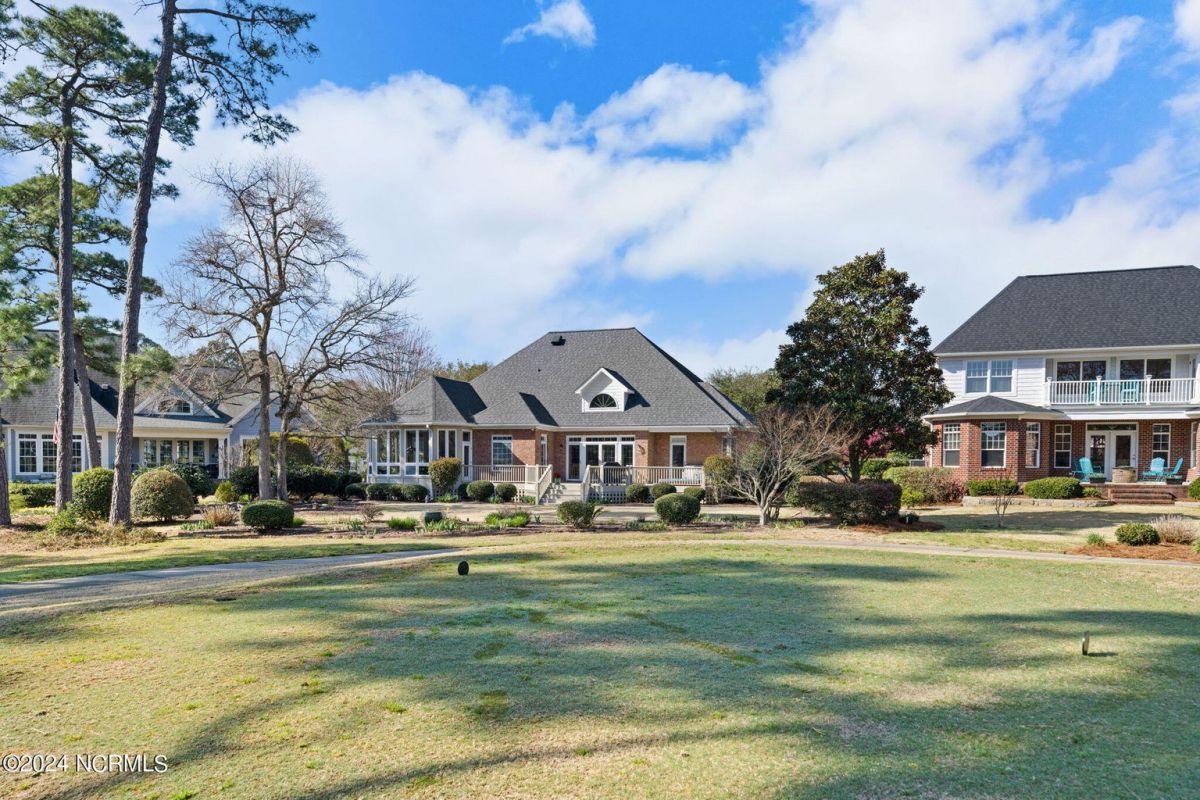 2752 Harbormaster Drive