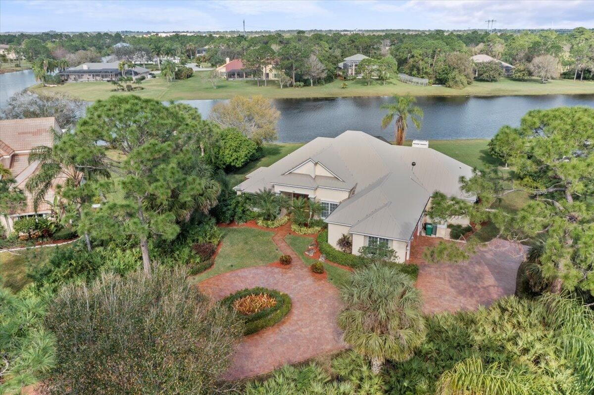 11146 Lands End Chase