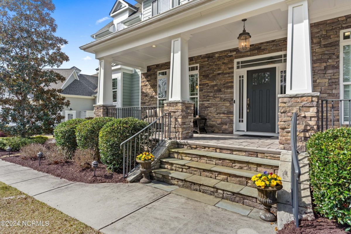 3587 Wood Crest Lane