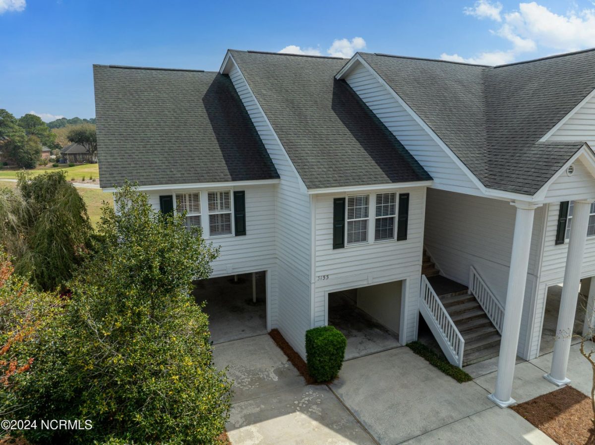 3155 Lakeside Commons Drive