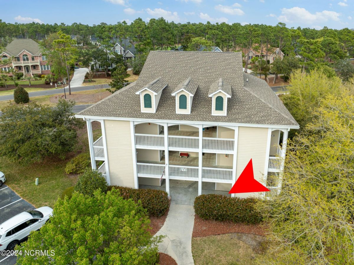 3350 Club Villas Drive