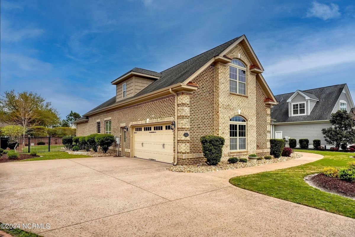 2322 Sugargrove Trail
