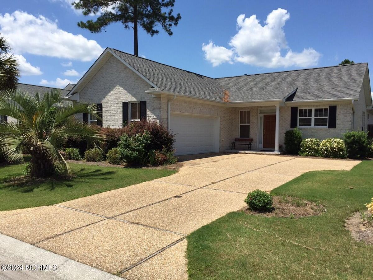 1047 Garden Club Way