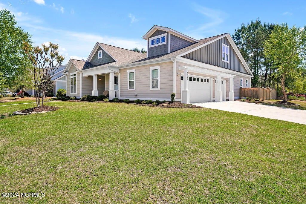 2405 Plantation Pine Way