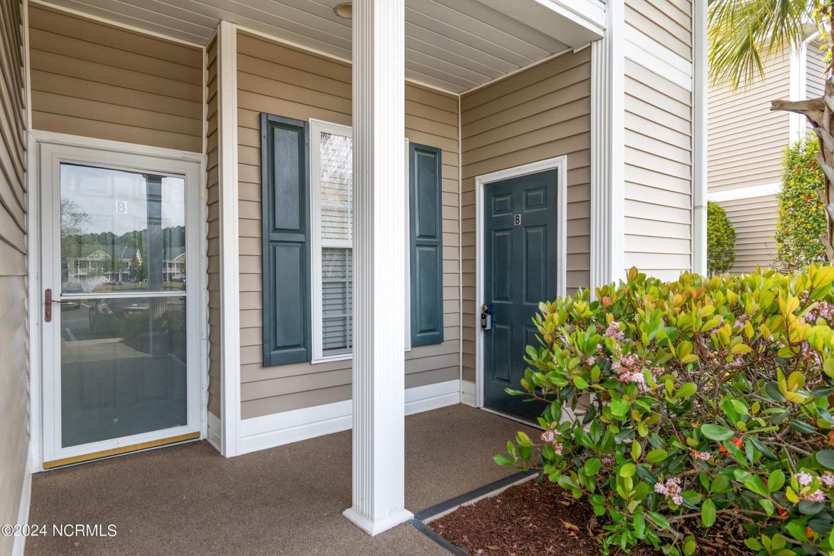 908 Great Egret Circle