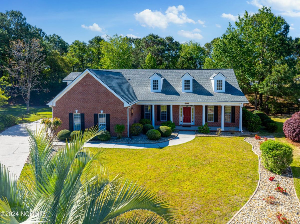 3733 Winstead Circle