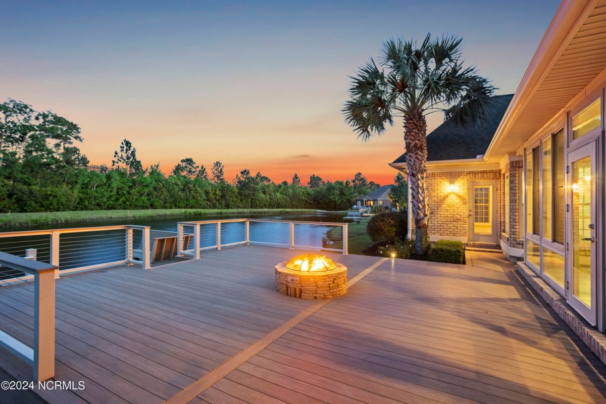 8302 Compass Pointe East Wynd