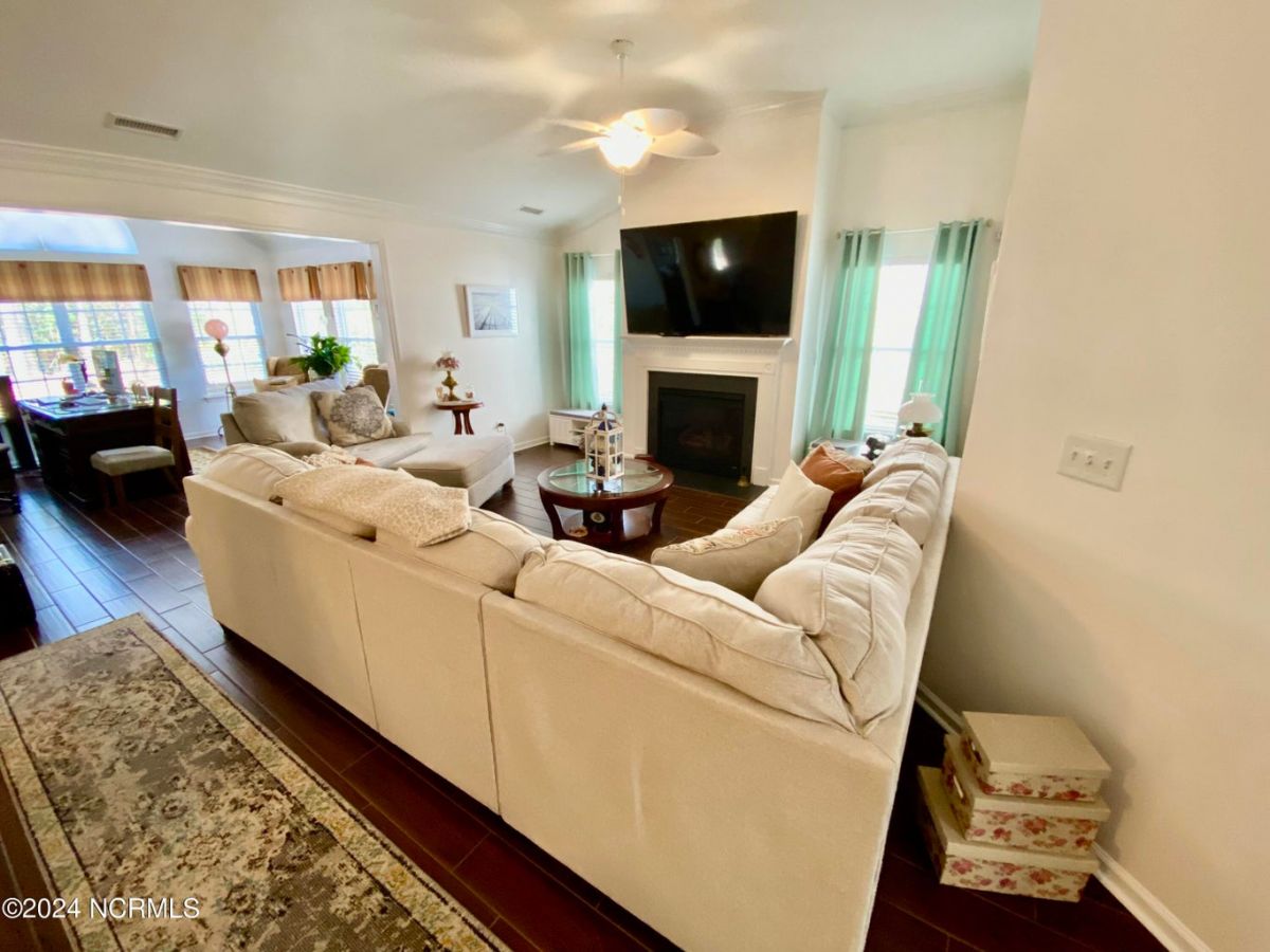 538 Sandpiper Bay Drive