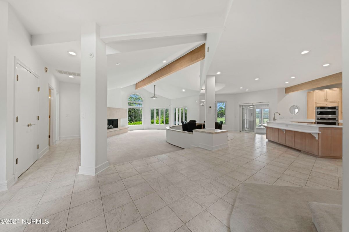 3307 Gordonia Circle