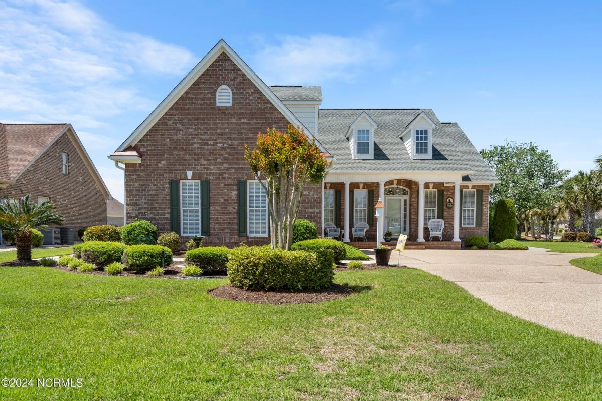 1059 Golden Sands Way