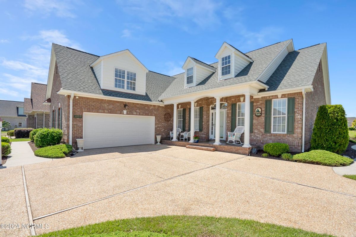 1059 Golden Sands Way