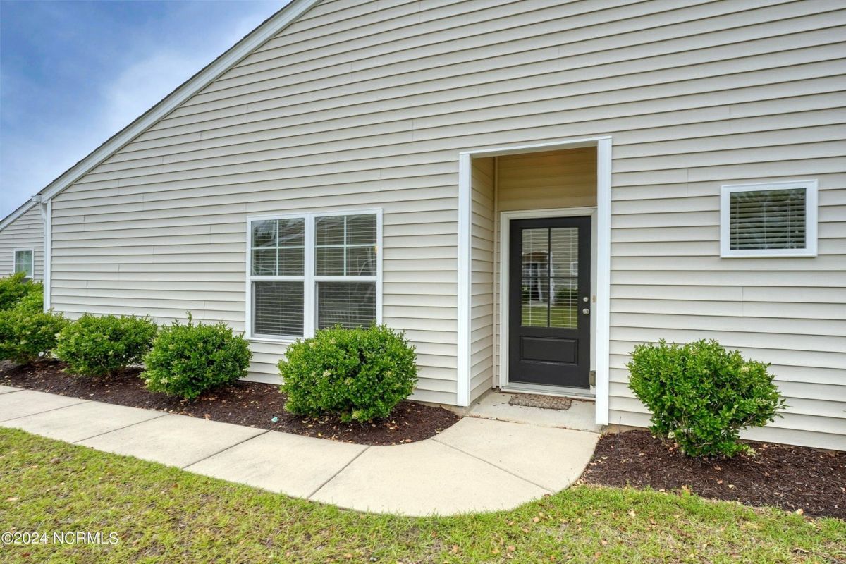 1046 Chadsey Lake Drive