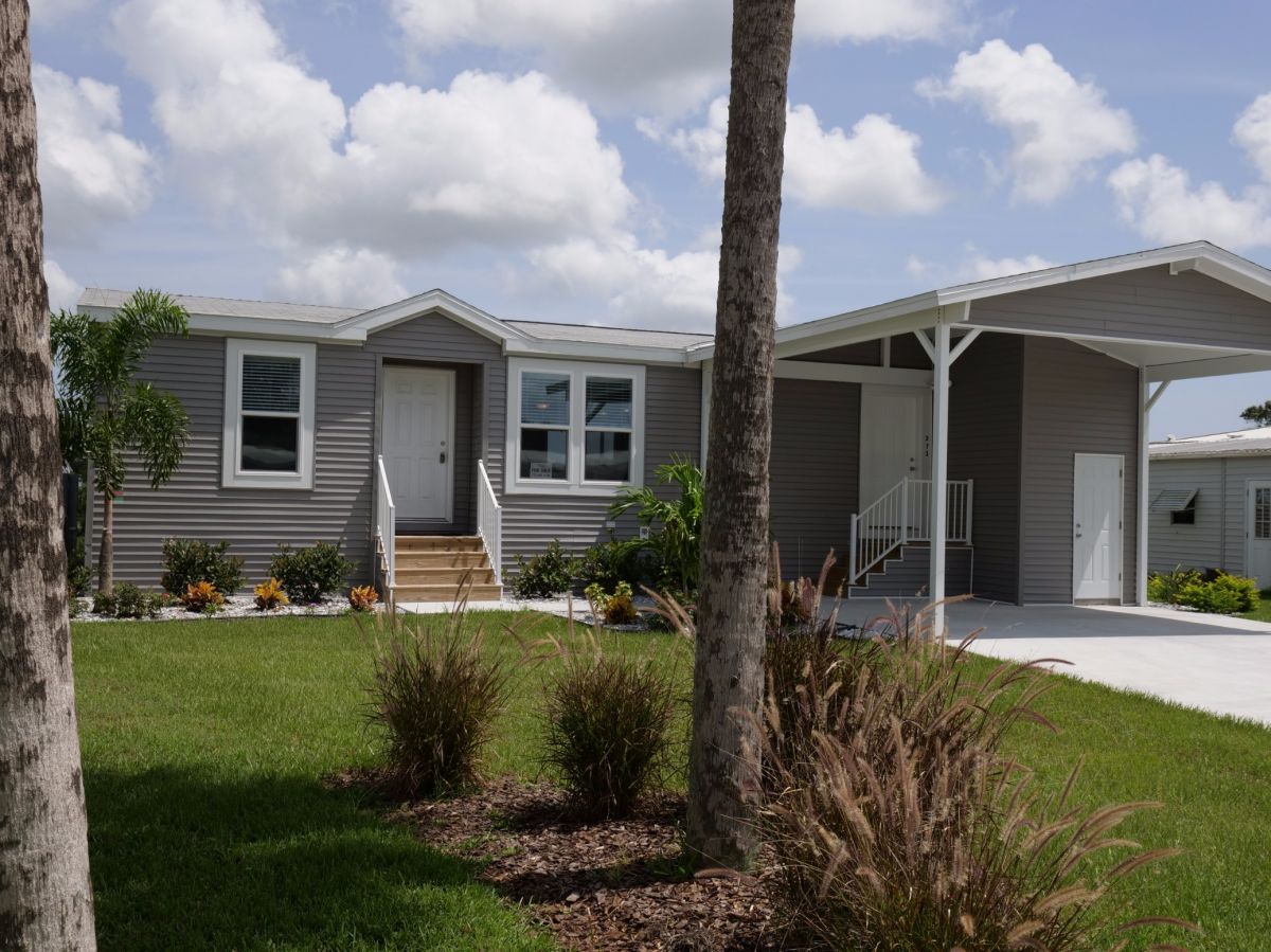 Vero Palm Estates MyMH 55+ Active Adult Communities Vero Beach