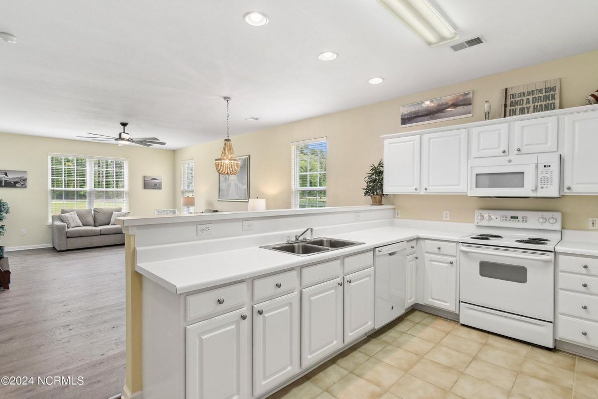 936 Great Egret Circle