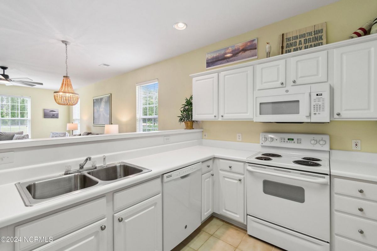 936 Great Egret Circle