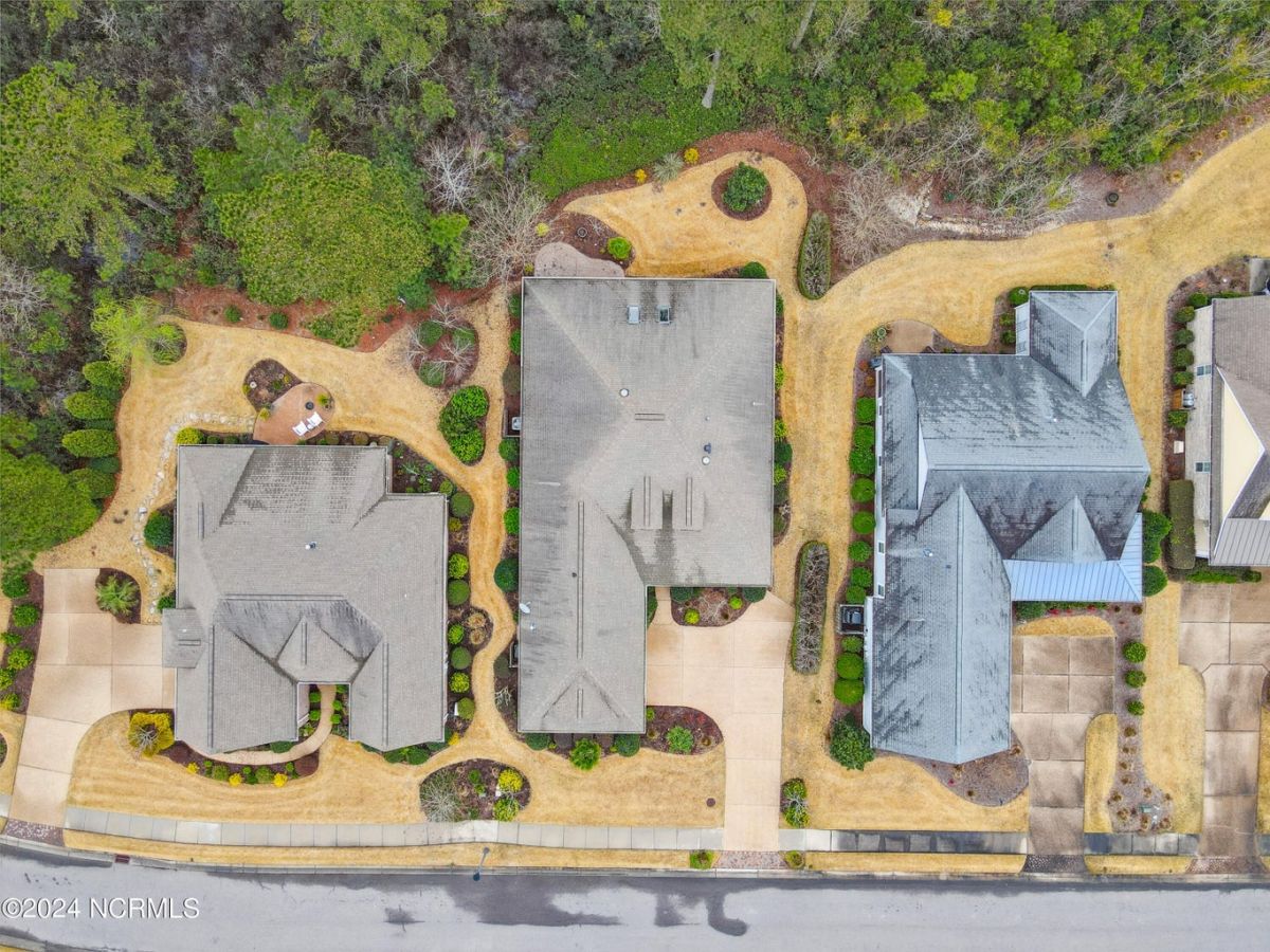 1118 Evangeline Drive