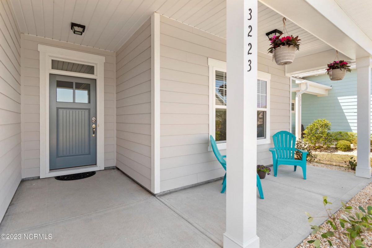 3223 Bay Winds Drive