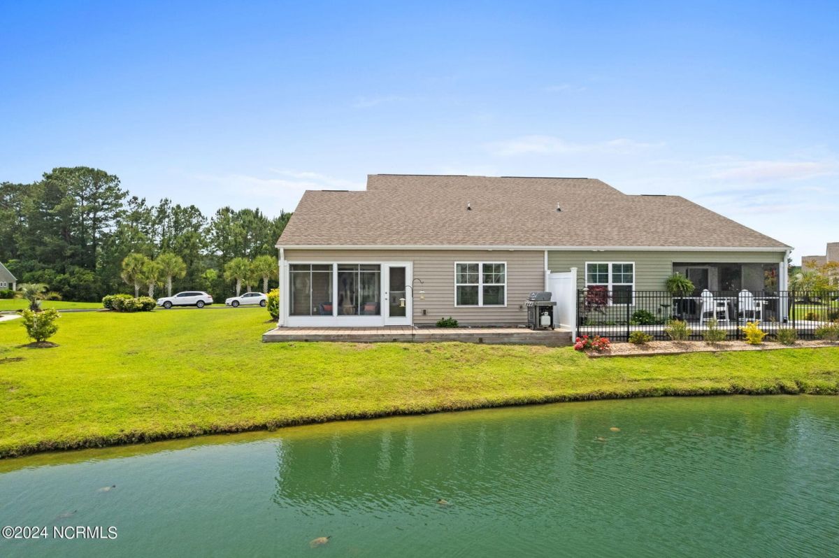 1061 Chadsey Lake Drive