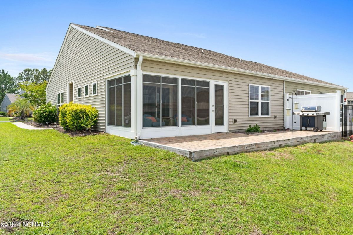 1061 Chadsey Lake Drive