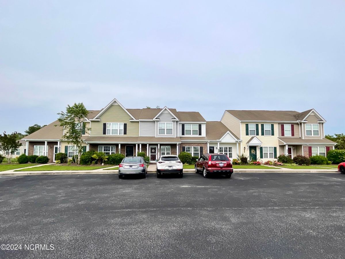 3010 Cedar Creek Lane